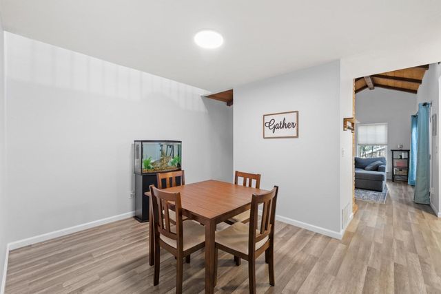 8169 Chenin Blanc Ln, Fair Oaks, CA 95628