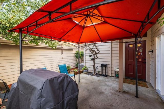 8169 Chenin Blanc Ln, Fair Oaks, CA 95628