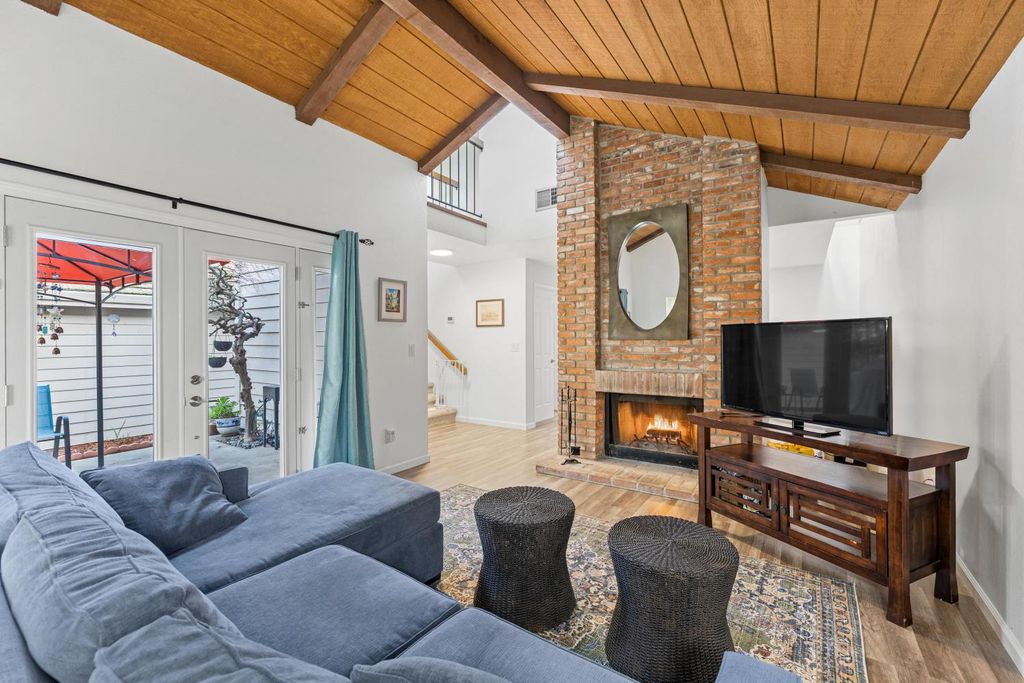 8169 Chenin Blanc Ln, Fair Oaks, CA 95628