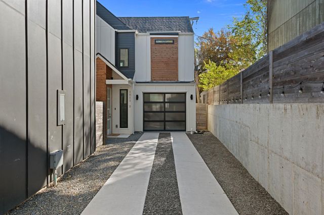 1511 Oak Heights DR 2, Austin, TX 78741