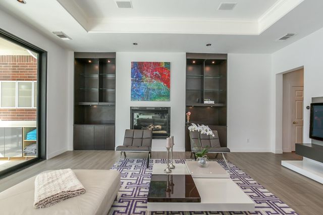 1902 Hollow Wind Drive, Katy, TX 77450