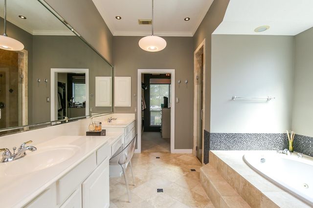 1902 Hollow Wind Drive, Katy, TX 77450
