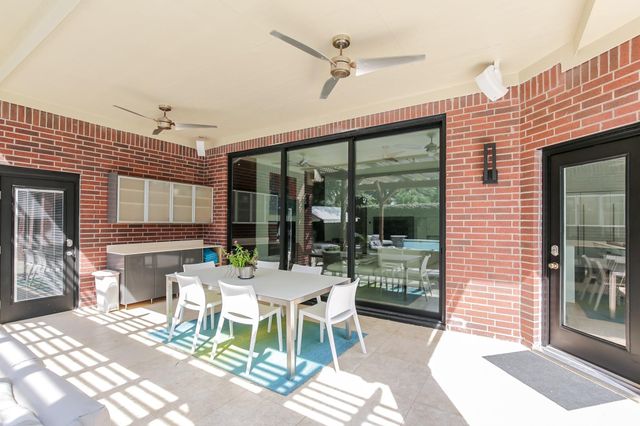 1902 Hollow Wind Drive, Katy, TX 77450