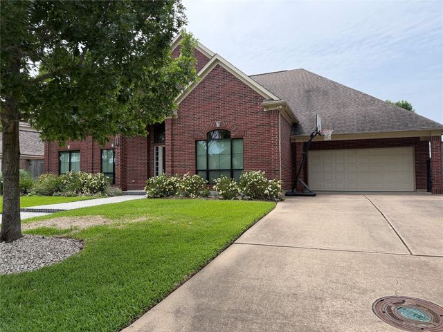 1902 Hollow Wind Drive, Katy, TX 77450