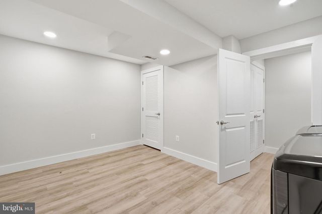 8215 BUCKNELL DR, Vienna, VA 22180