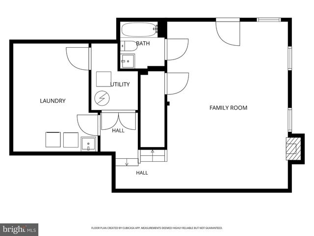 8215 BUCKNELL DR, Vienna, VA 22180