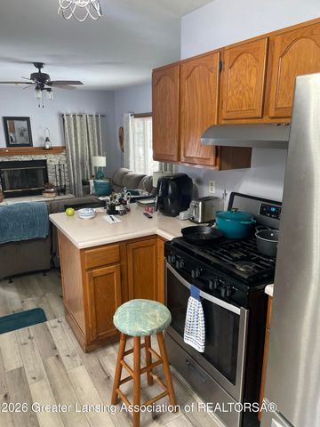 1230 W Wieland Road, Lansing, MI 48906