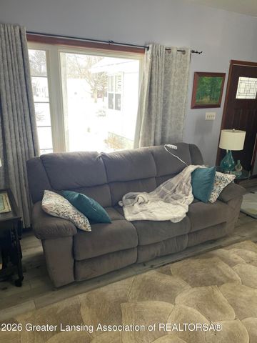 1230 W Wieland Road, Lansing, MI 48906