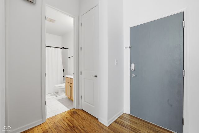624 E Walnut Street 39, Indianapolis, IN 46204
