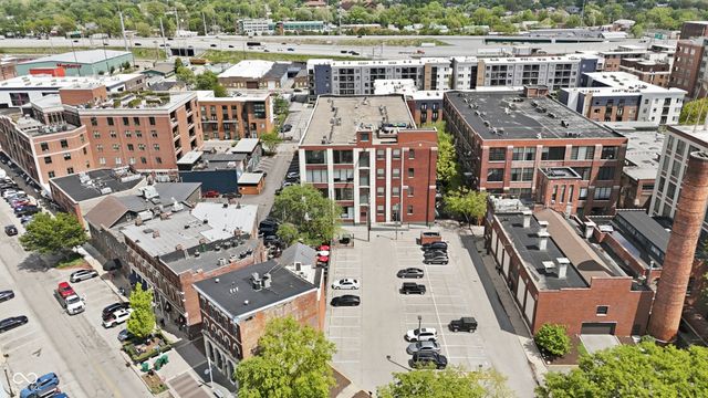 624 E Walnut Street 39, Indianapolis, IN 46204