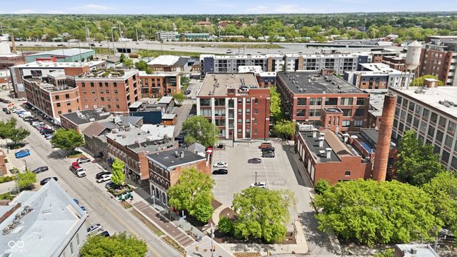 624 E Walnut Street 39, Indianapolis, IN 46204