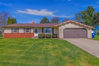 621 E Holly Road, Beloit, WI 53511