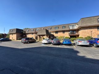 475 N Cass Avenue 212, Westmont, IL 60559