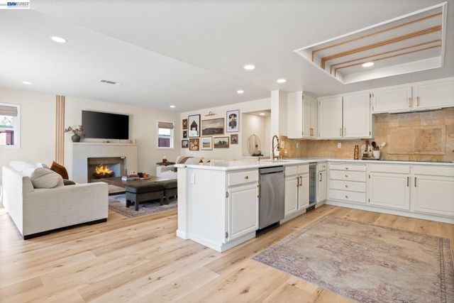 2170 Canyon Crest Avenue, San Ramon, CA 94582