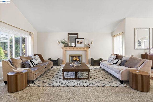 2170 Canyon Crest Avenue, San Ramon, CA 94582