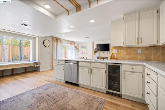 2170 Canyon Crest Avenue, San Ramon, CA 94582