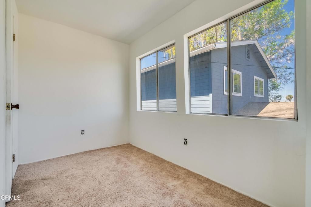 Image 14 of property listing at 4012 Clayton Avenue W, Los Angeles, CA 90027