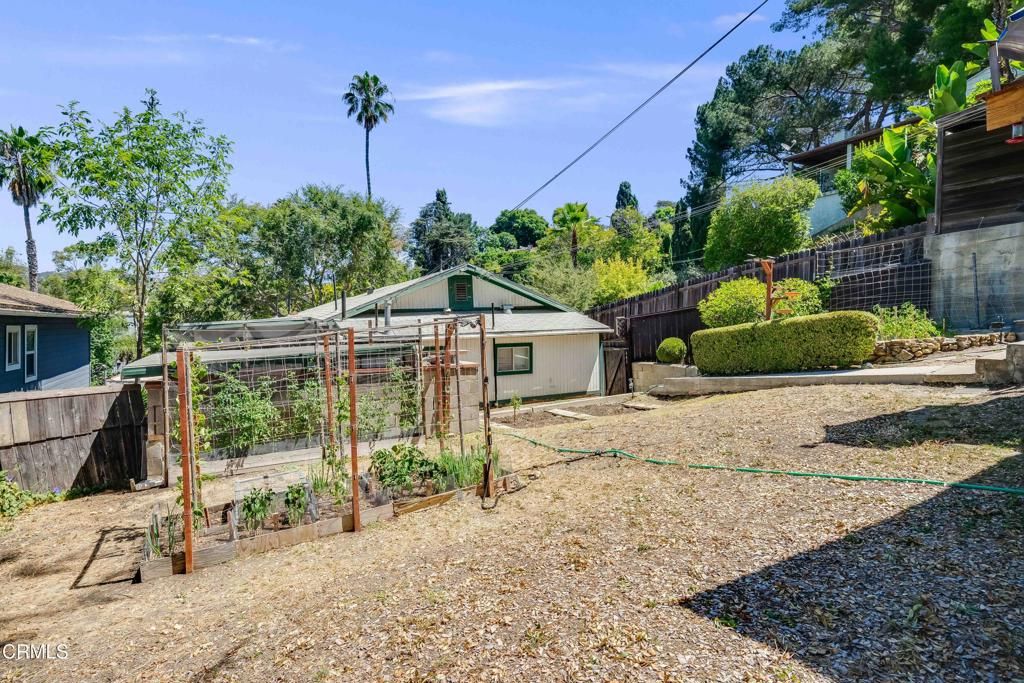 Image 30 of property listing at 4012 Clayton Avenue W, Los Angeles, CA 90027