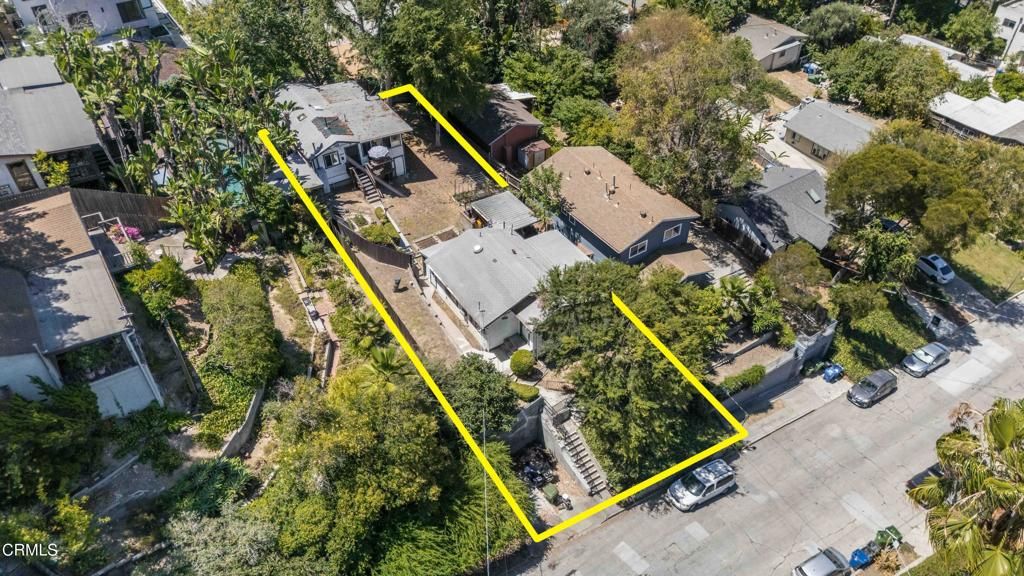 Image 37 of property listing at 4012 Clayton Avenue W, Los Angeles, CA 90027