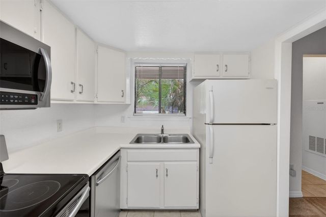 625 TRINIDAD COURT 625, Winter Park, FL 32792