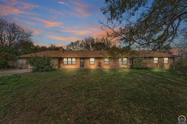 5055 W 117th ST, Carbondale, KS 66414