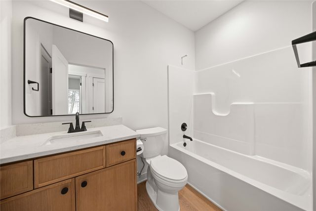 210 N Union Street, Madrid, IA 50156