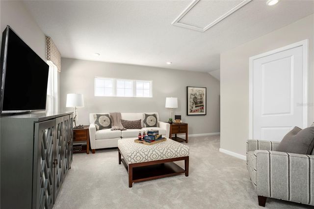 1039 OCEAN LODGE ROAD, Lady Lake, FL 32159