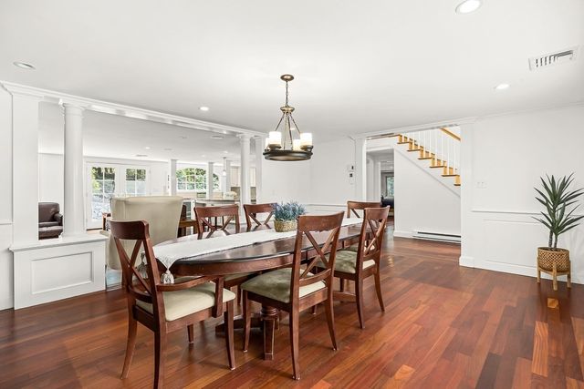21 Amberwood Dr, Winchester, MA 01890