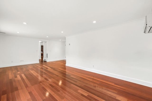 21 Amberwood Dr, Winchester, MA 01890