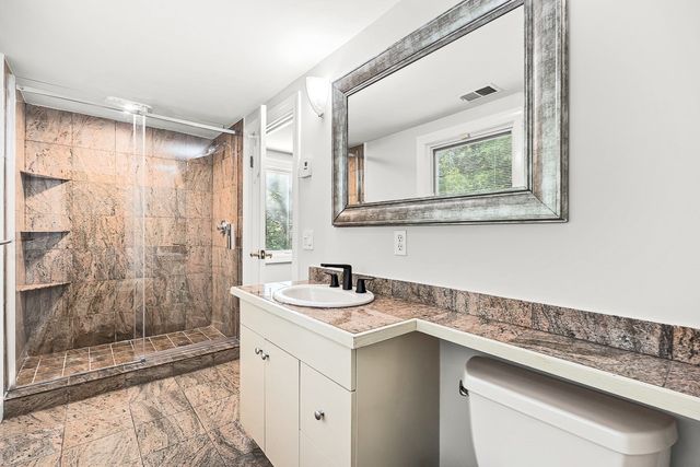 21 Amberwood Dr, Winchester, MA 01890