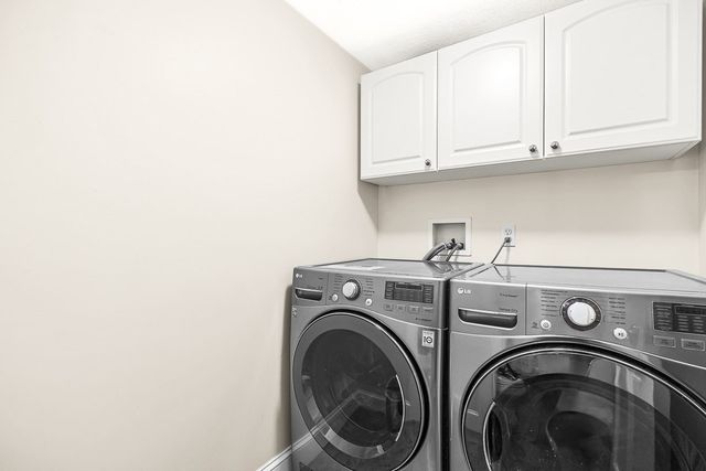 21 Amberwood Dr, Winchester, MA 01890