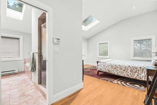 21 Amberwood Dr, Winchester, MA 01890