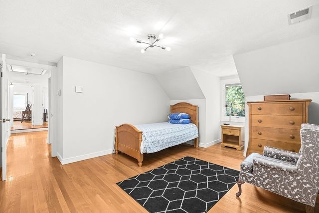 21 Amberwood Dr, Winchester, MA 01890