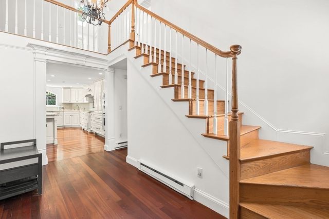21 Amberwood Dr, Winchester, MA 01890