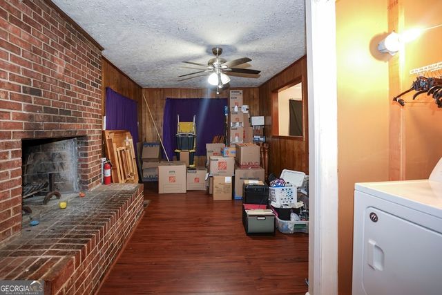 8151 Puckett Street SW, Covington, GA 30014