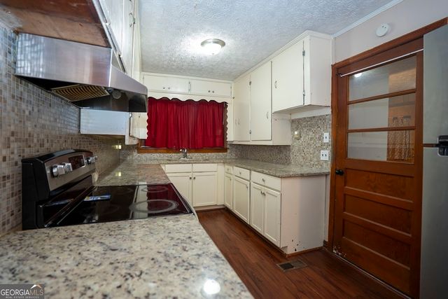 8151 Puckett Street SW, Covington, GA 30014