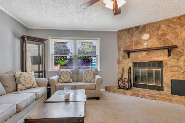 17 NW Highland Drive, Fort Walton Beach, FL 32548