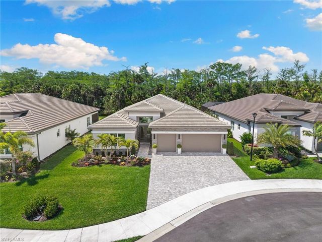 12097 Eucalyptus WAY, Naples, FL 34120