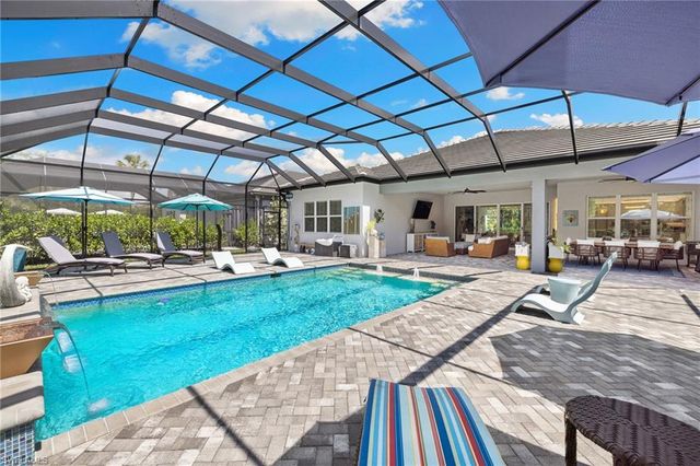 12097 Eucalyptus WAY, Naples, FL 34120