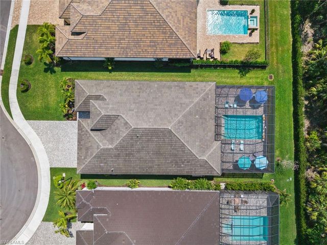 12097 Eucalyptus WAY, Naples, FL 34120