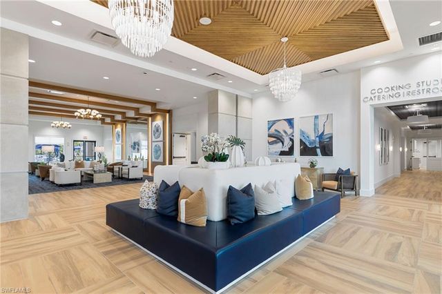 12097 Eucalyptus WAY, Naples, FL 34120