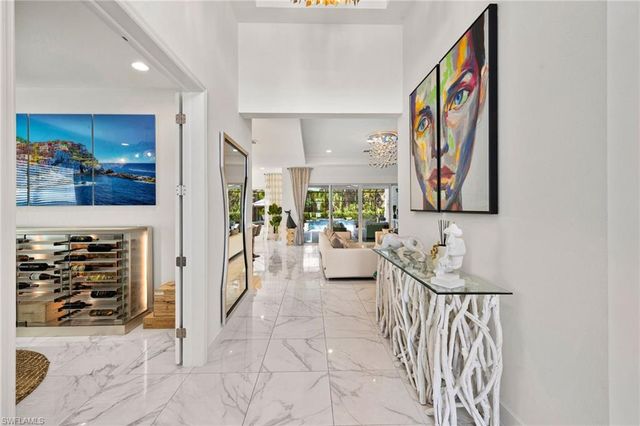 12097 Eucalyptus WAY, Naples, FL 34120