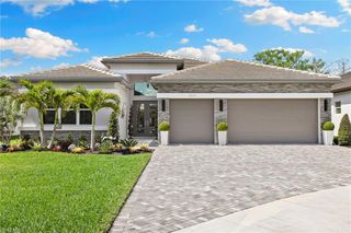 12097 Eucalyptus WAY, Naples, FL 34120