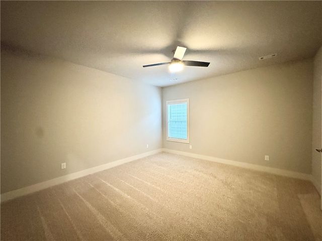 905 NE Heights Lane, Bentonville, AR 72712
