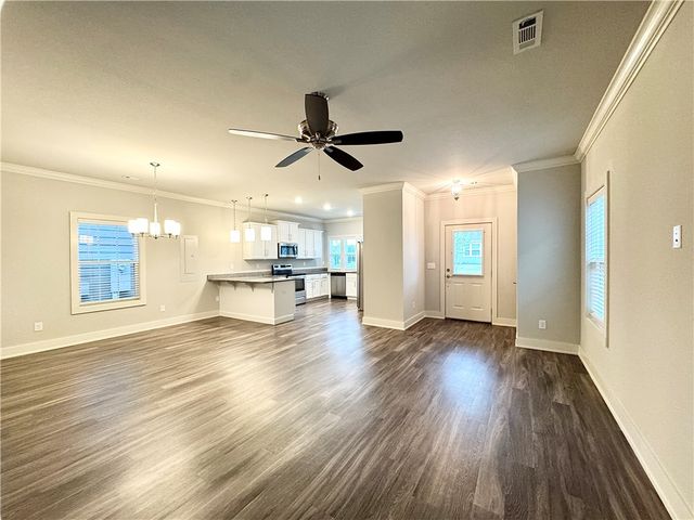 905 NE Heights Lane, Bentonville, AR 72712
