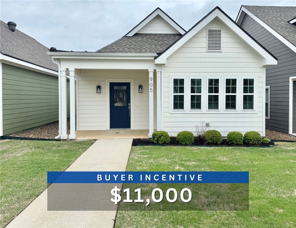905 NE Heights Lane, Bentonville, AR 72712