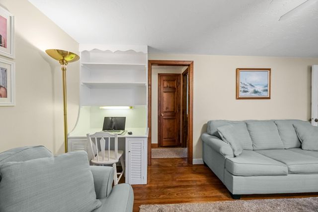 21 Princes Street, Harwich, MA 02645