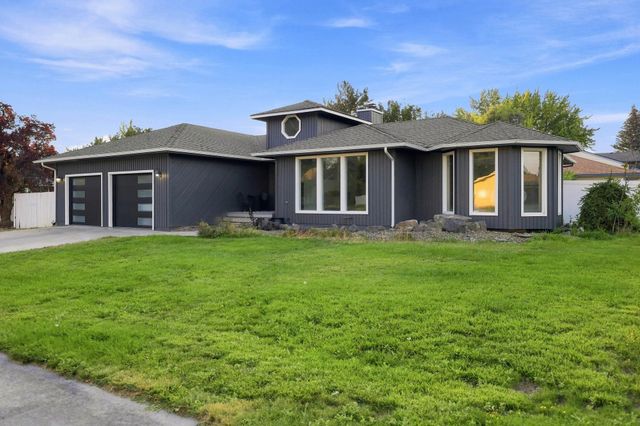 3618 S Loretta Dr, Spokane, WA 99206