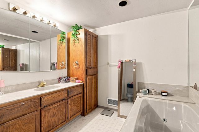 3618 S Loretta Dr, Spokane, WA 99206