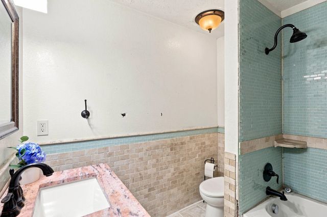 3618 S Loretta Dr, Spokane, WA 99206